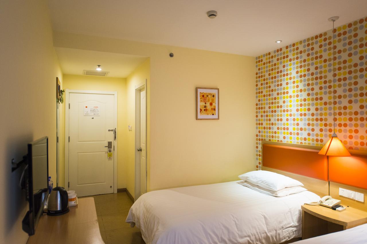 Home Inn Beijing Headquater World Park ภายนอก รูปภาพ